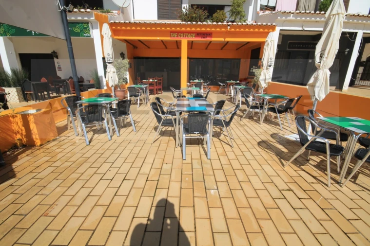 Negócio para Venda em Albufeira e Olhos de Água Foto 8