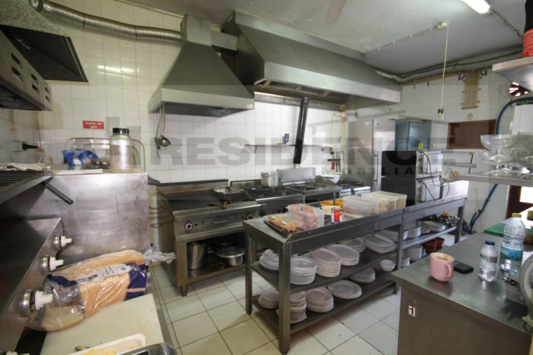 Negócio para Venda em Albufeira e Olhos de Água Foto 12