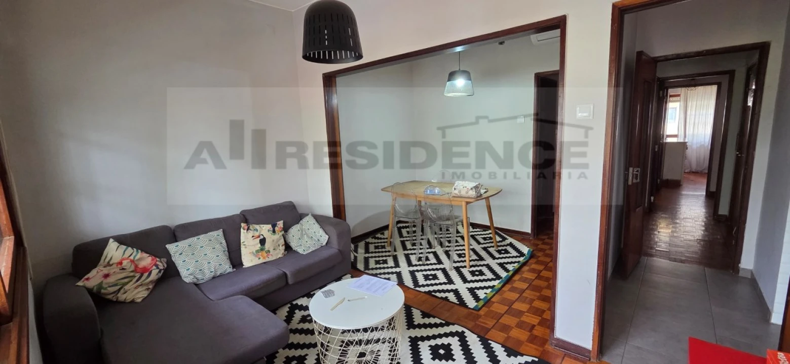 Apartamento T2 para Venda em Loule (São Clemente) Foto 1