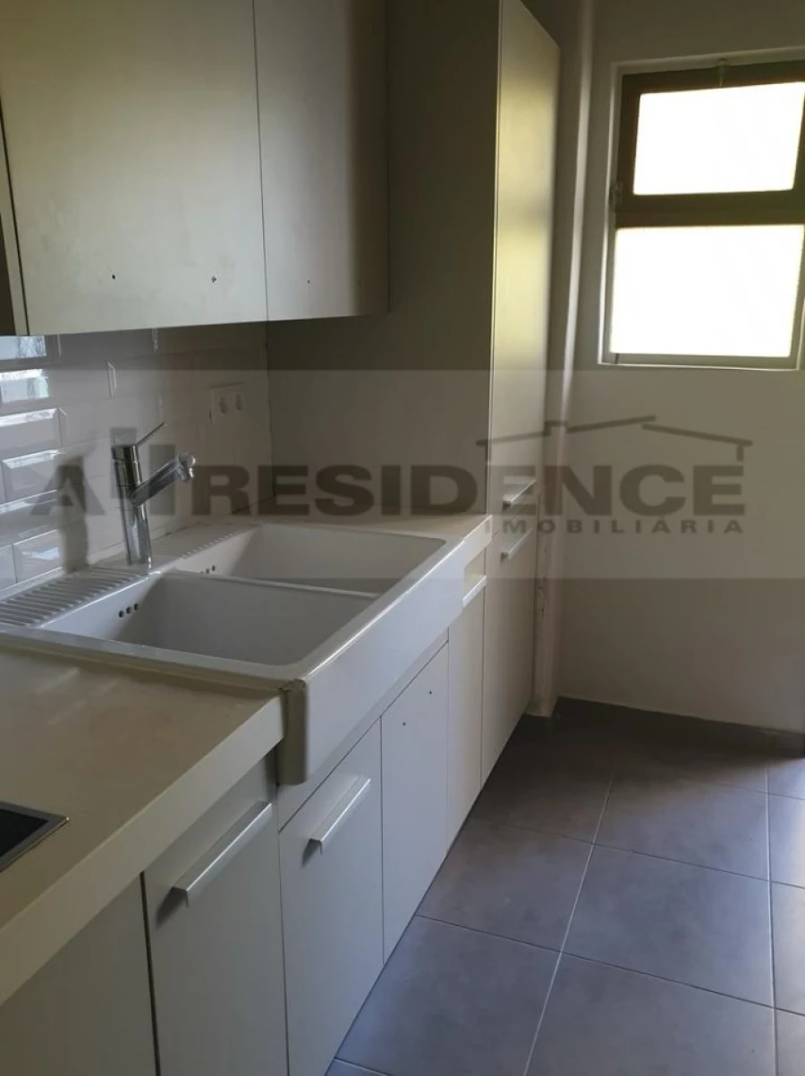 Apartamento T2 para Venda em Loule (São Clemente) Foto 5