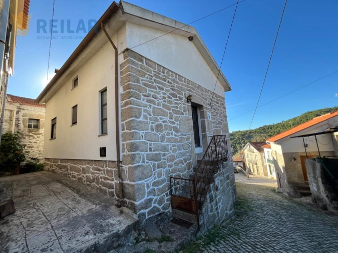 Moradia T3 para Venda em Longa Foto 25