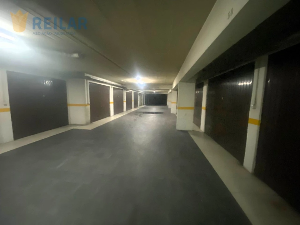 Loja para Venda em Póvoa de Santa Iria e Forte da Casa Foto 17