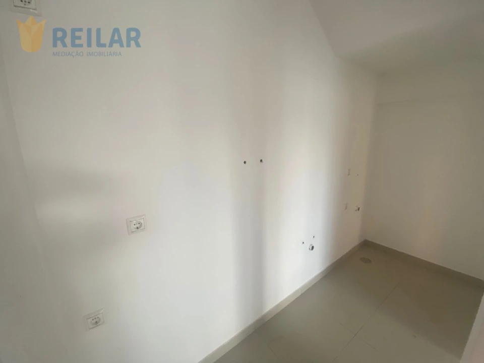 Loja para Venda em Póvoa de Santa Iria e Forte da Casa Foto 20