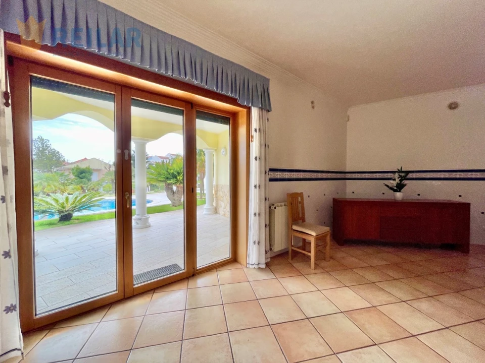 Moradia T4 para Venda em Póvoa de Santa Iria e Forte da Casa Foto 11