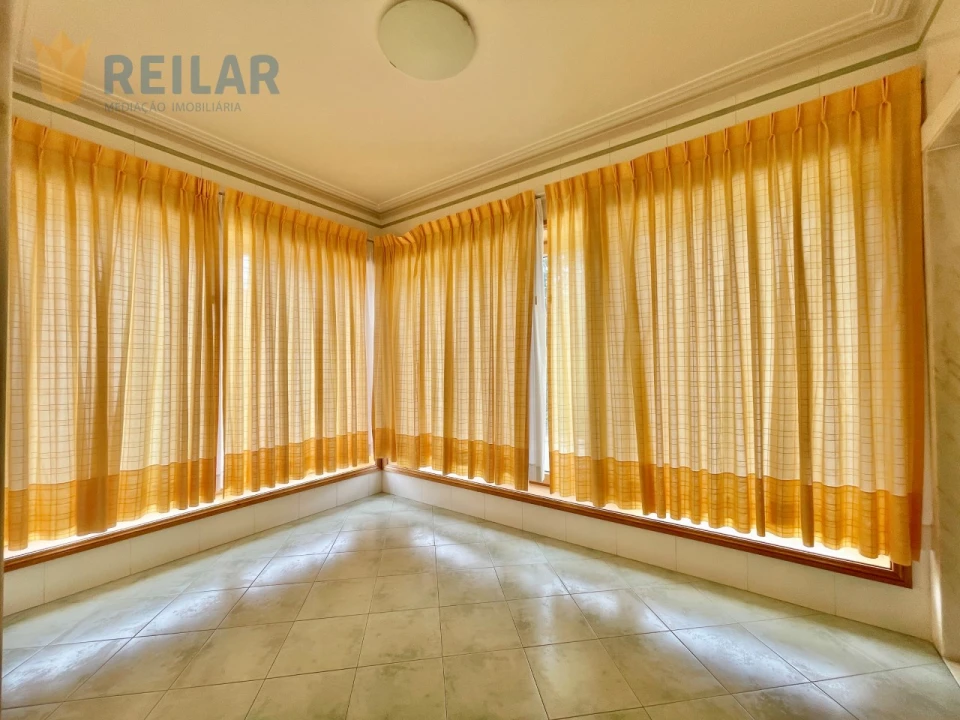 Moradia T4 para Venda em Póvoa de Santa Iria e Forte da Casa Foto 21