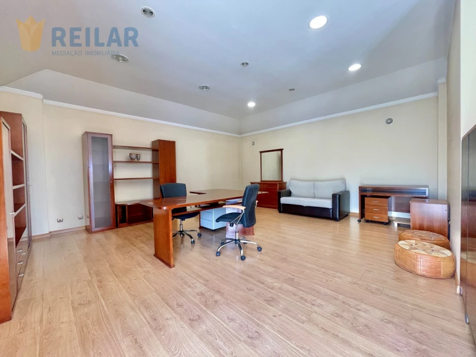 Moradia T4 para Venda em Póvoa de Santa Iria e Forte da Casa Foto 59