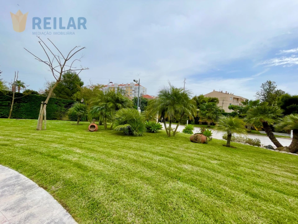 Moradia T4 para Venda em Póvoa de Santa Iria e Forte da Casa Foto 81