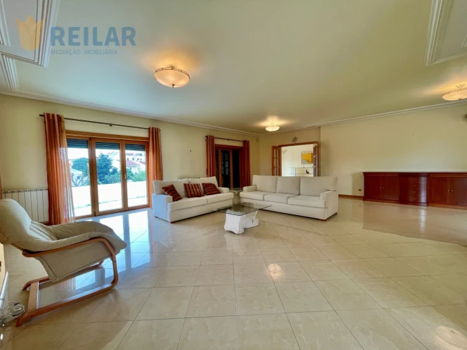 Moradia T4 para Venda em Póvoa de Santa Iria e Forte da Casa Foto 23