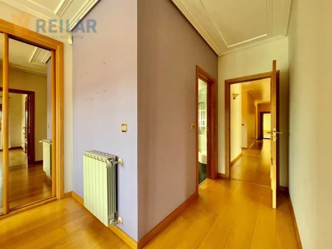 Moradia T4 para Venda em Póvoa de Santa Iria e Forte da Casa Foto 33