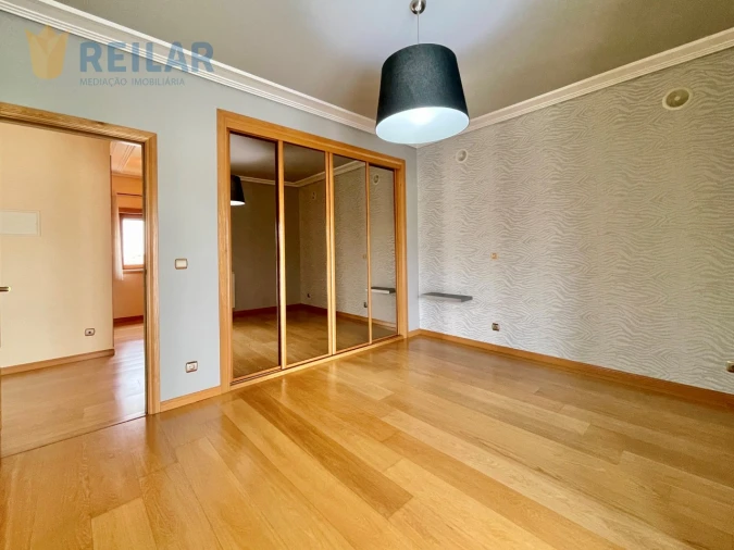 Moradia T4 para Venda em Póvoa de Santa Iria e Forte da Casa Foto 45