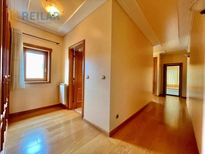 Moradia T4 para Venda em Póvoa de Santa Iria e Forte da Casa Foto 51