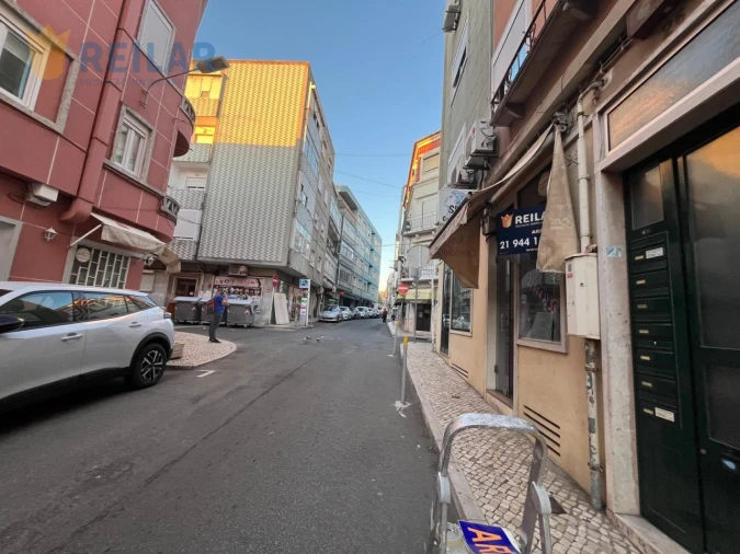 Loja para Arrendamento em Moscavide e Portela Foto 4