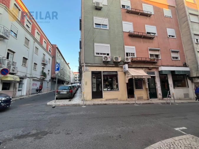 Loja para Arrendamento em Moscavide e Portela Foto 1