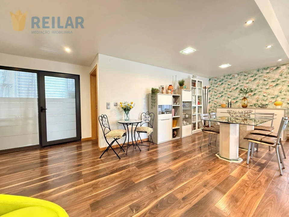 Apartamento T3 para Venda em Santa Iria de Azoia, São João da Talha e Bobadela Foto 12