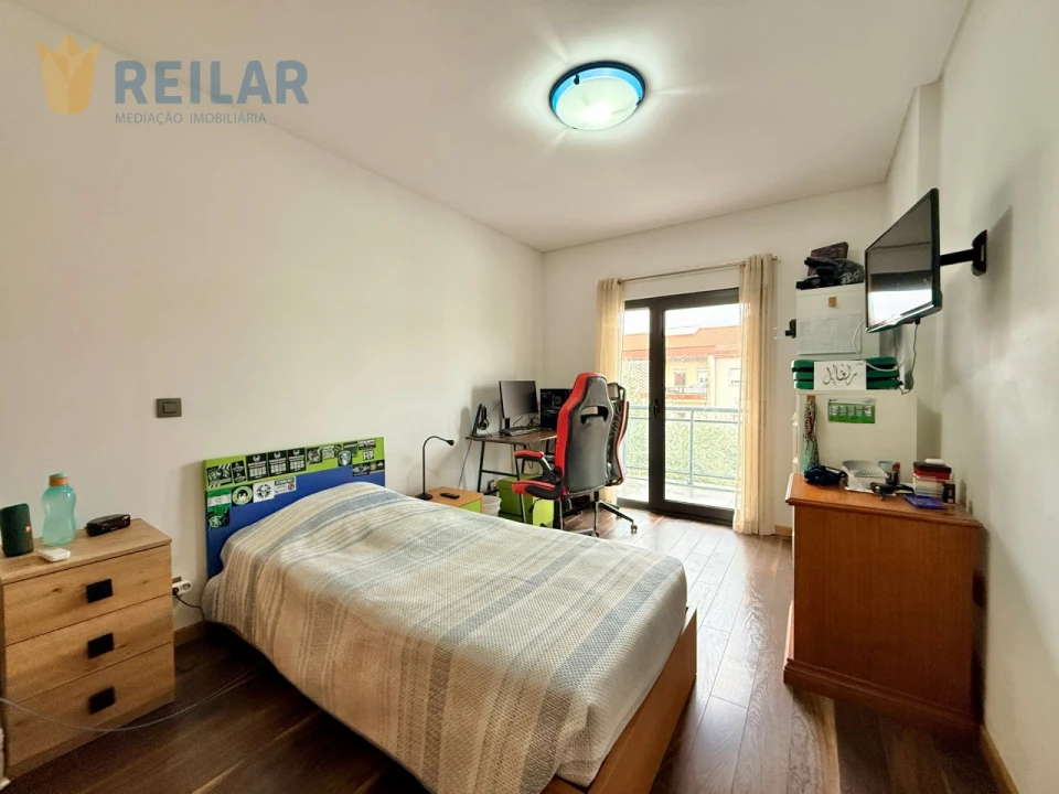 Apartamento T3 para Venda em Santa Iria de Azoia, São João da Talha e Bobadela Foto 29