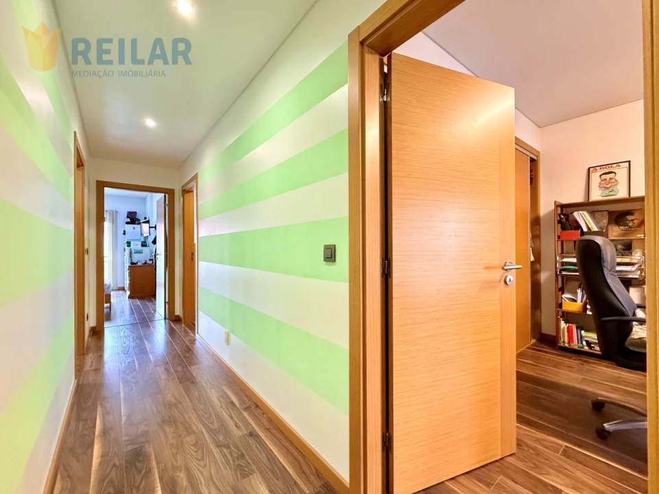 Apartamento T3 para Venda em Santa Iria de Azoia, São João da Talha e Bobadela Foto 36