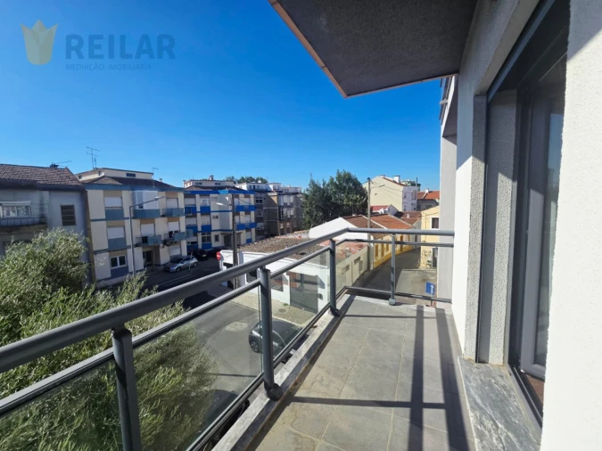 Apartamento T3 para Venda em Santa Iria de Azoia, São João da Talha e Bobadela Foto 42