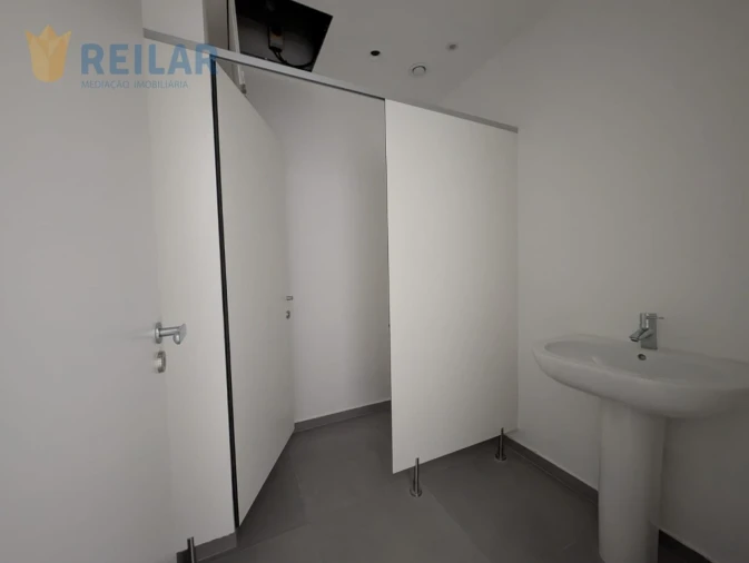 Loja para Arrendamento em Moscavide e Portela Foto 8