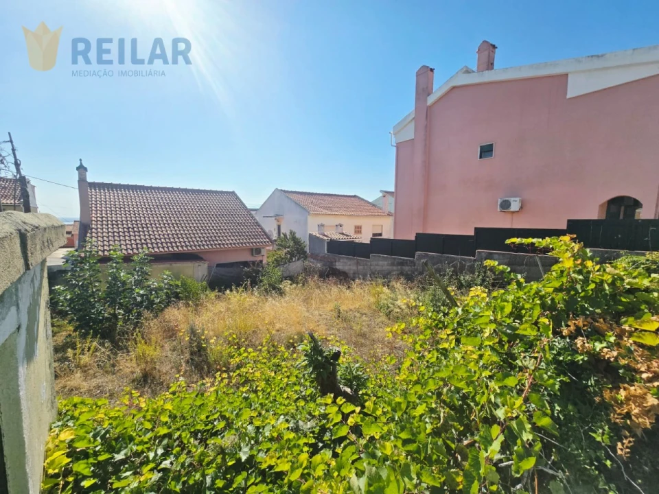 Terreno para Venda em Alverca do Ribatejo e Sobralinho Foto 1