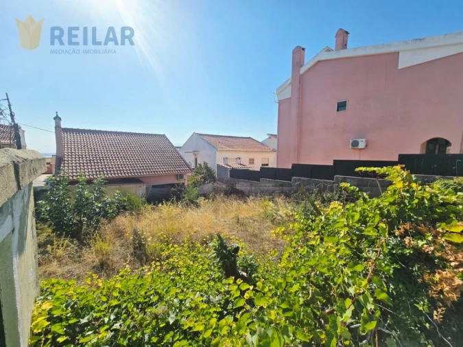 Terreno para Venda em Alverca do Ribatejo e Sobralinho Foto 1