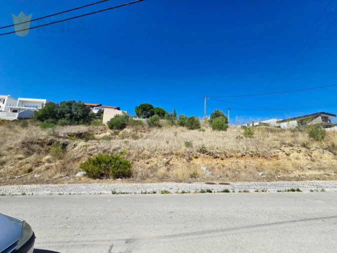 Terreno para Venda em Vialonga Foto 1