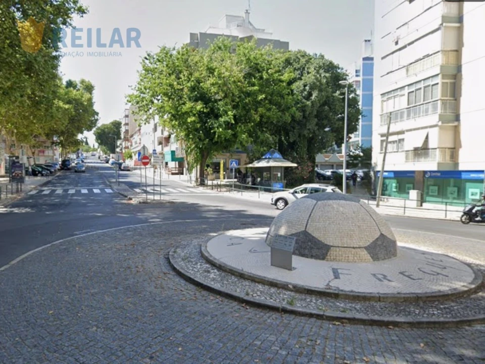 Apartamento T3 para Venda em Benfica Foto 5