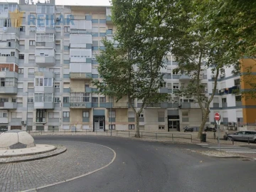 Apartamento T3 para Venda em Benfica