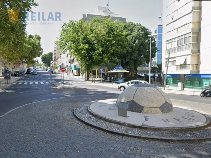Apartamento T3 para Venda em Benfica Foto 5