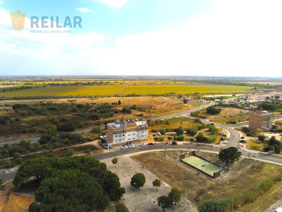 Terreno para Venda em Azambuja Foto 3