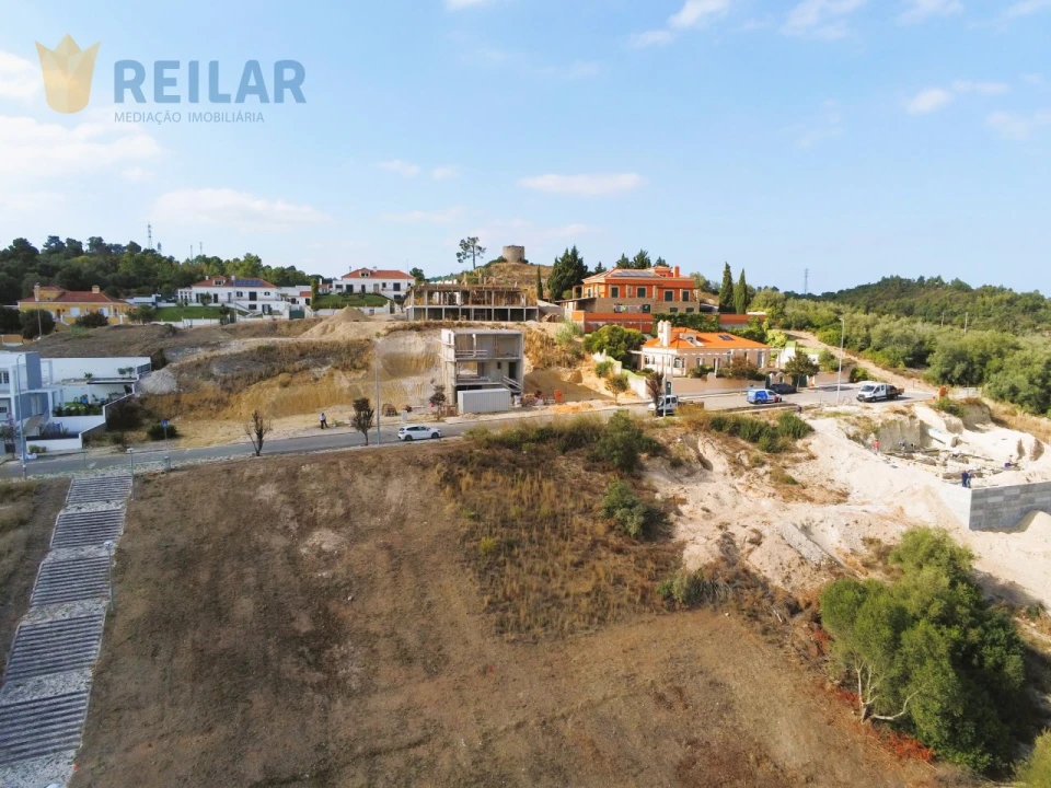 Terreno para Venda em Azambuja Foto 1