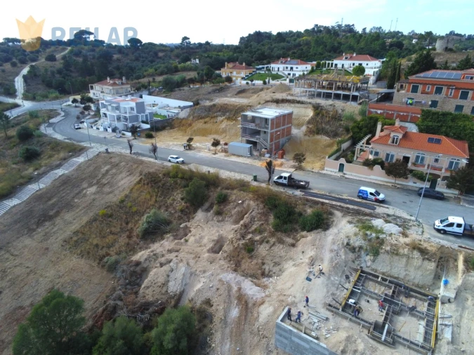 Terreno para Venda em Azambuja Foto 12