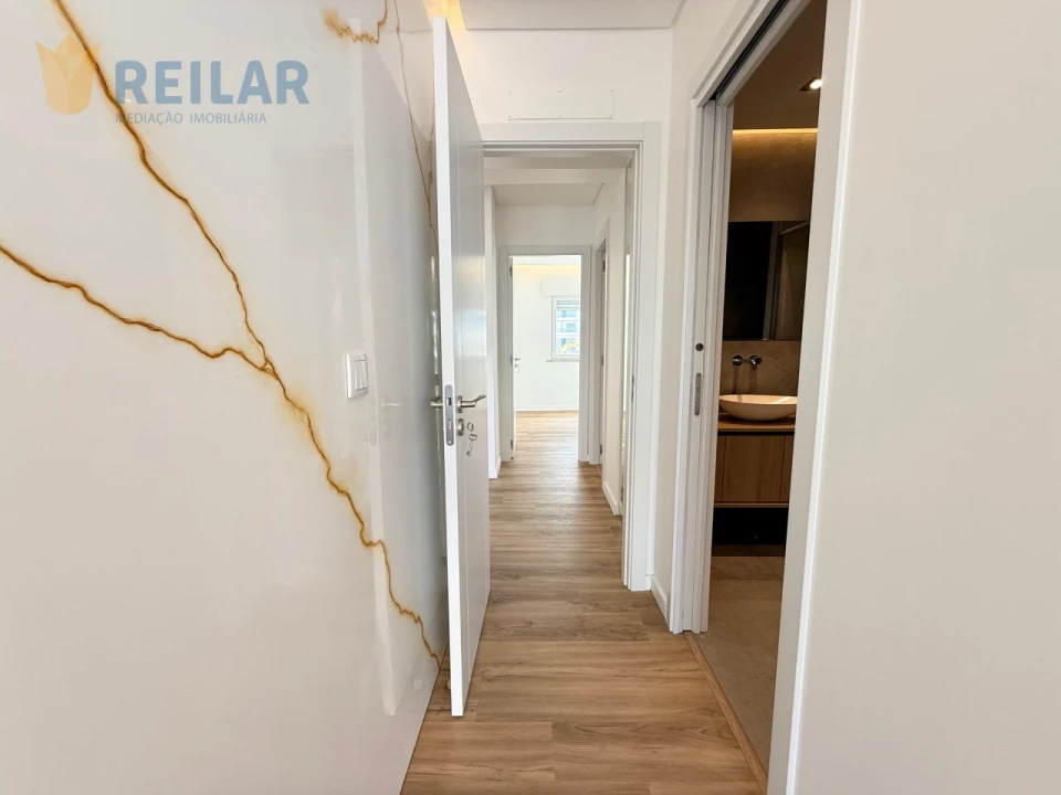 Apartamento T3 para Venda em Santa Iria de Azoia, São João da Talha e Bobadela Foto 15