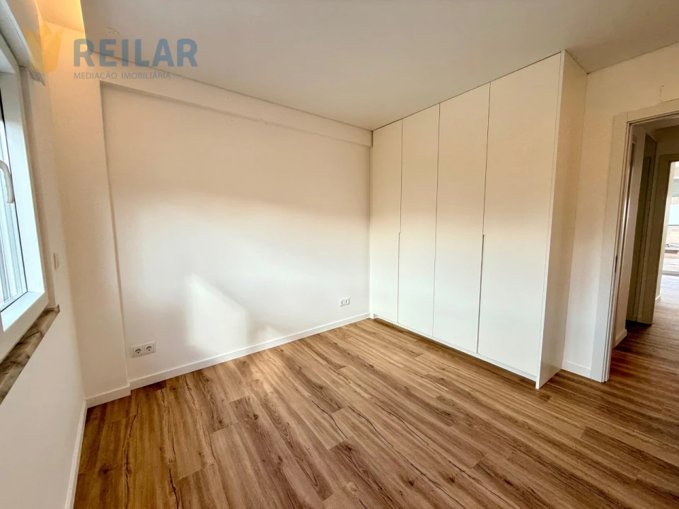 Apartamento T3 para Venda em Santa Iria de Azoia, São João da Talha e Bobadela Foto 22