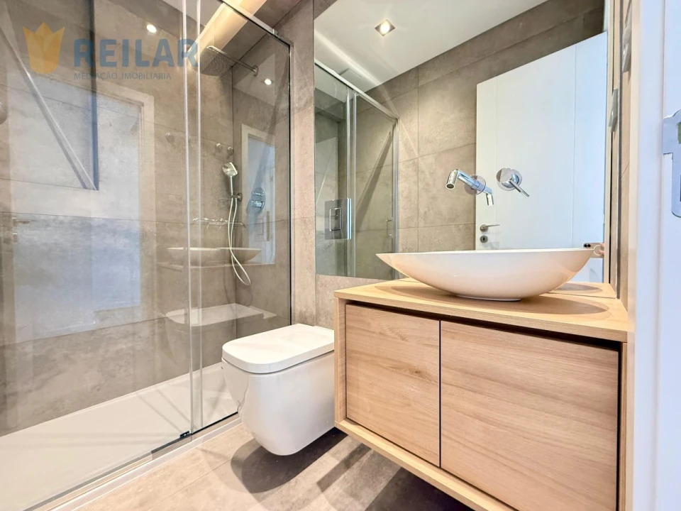 Apartamento T3 para Venda em Santa Iria de Azoia, São João da Talha e Bobadela Foto 25