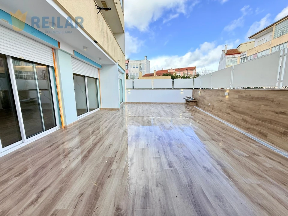 Apartamento T3 para Venda em Santa Iria de Azoia, São João da Talha e Bobadela Foto 29