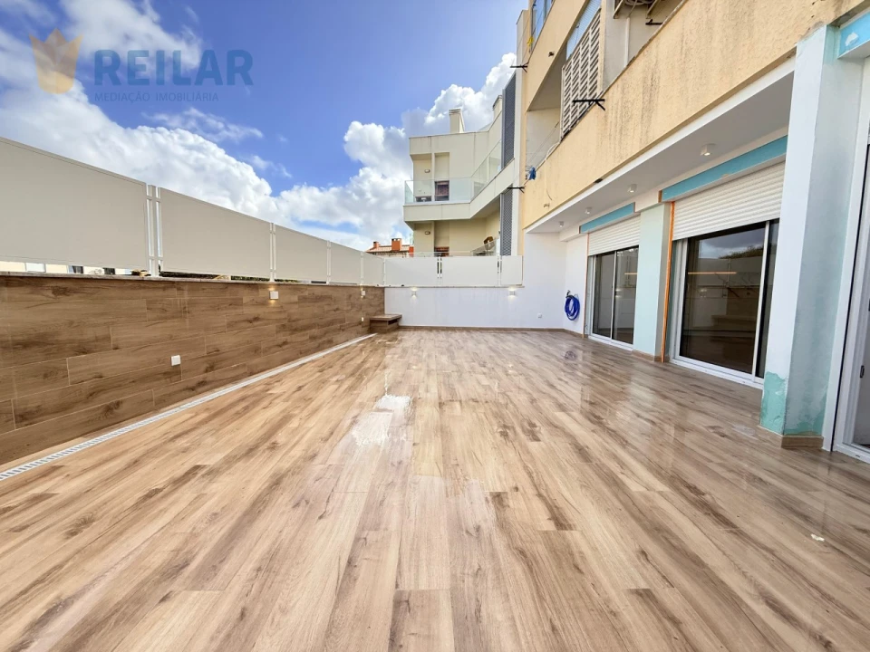 Apartamento T3 para Venda em Santa Iria de Azoia, São João da Talha e Bobadela Foto 30