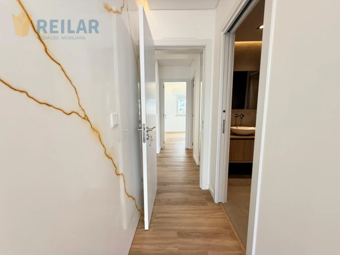 Apartamento T3 para Venda em Santa Iria de Azoia, São João da Talha e Bobadela Foto 15