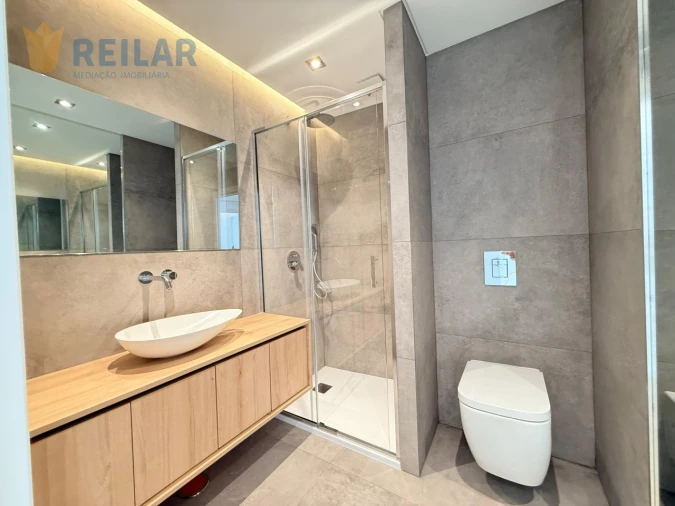 Apartamento T3 para Venda em Santa Iria de Azoia, São João da Talha e Bobadela Foto 16