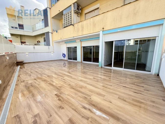 Apartamento T3 para Venda em Santa Iria de Azoia, São João da Talha e Bobadela Foto 32