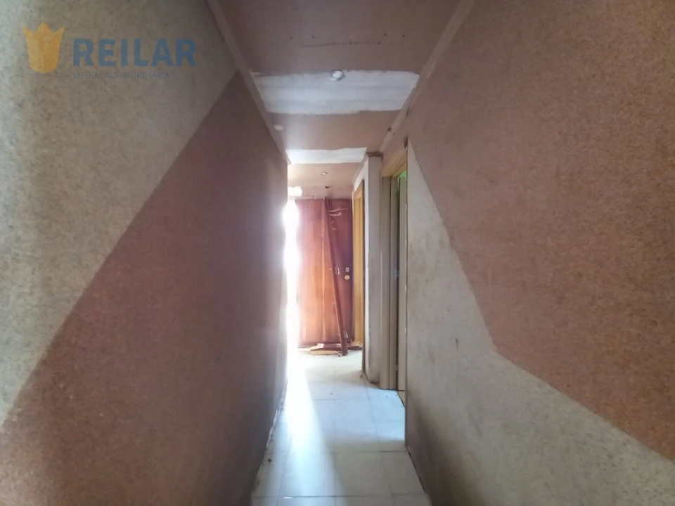 Apartamento T2 para Venda em Póvoa de Santo Adrião e Olival Basto Foto 17