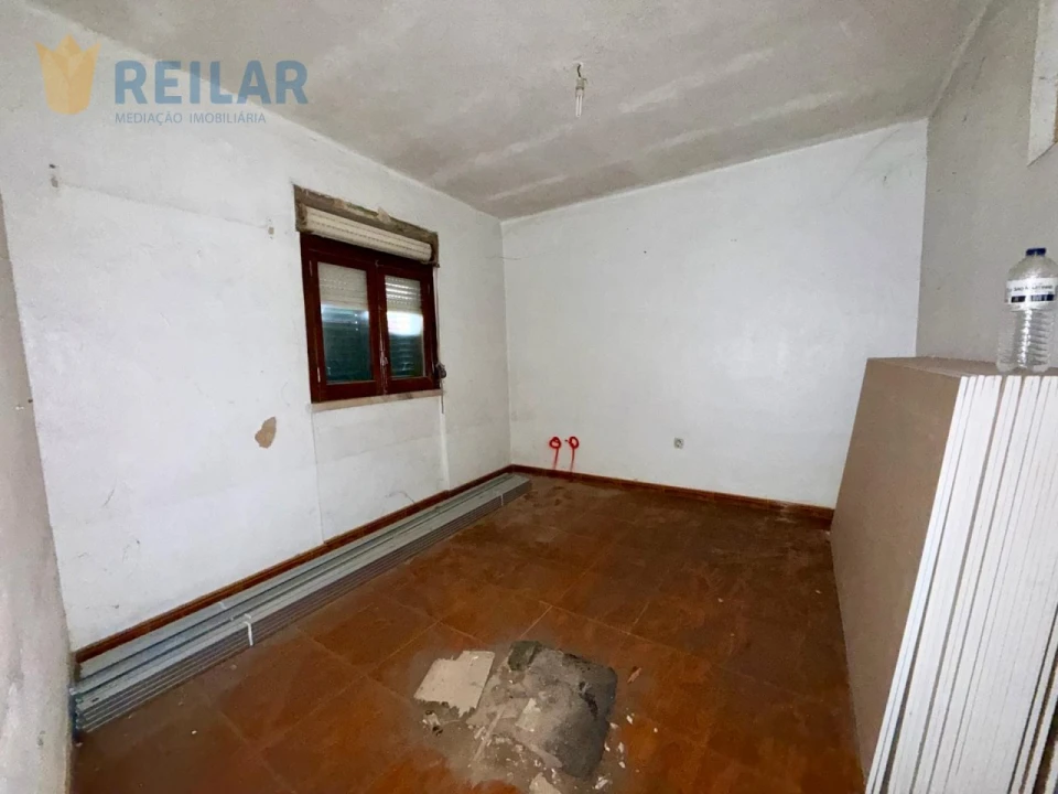 Moradia T2 para Venda em Vialonga Foto 25