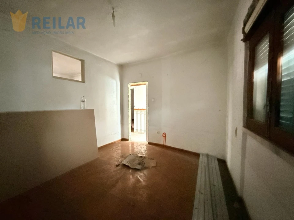 Moradia T2 para Venda em Vialonga Foto 26