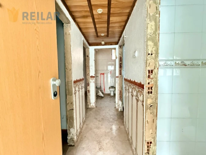 Moradia T2 para Venda em Vialonga Foto 32