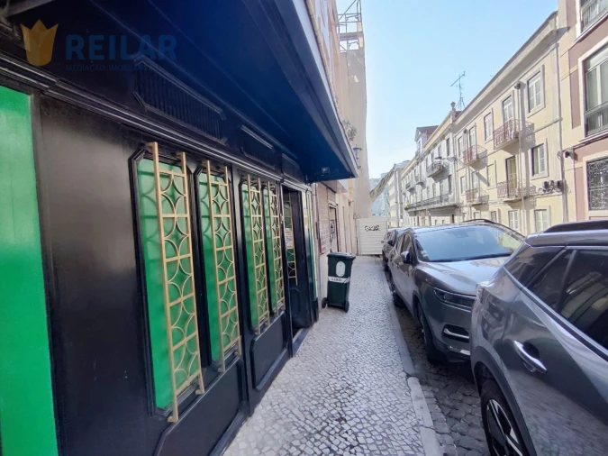 Loja para Venda em Santo António Foto 1