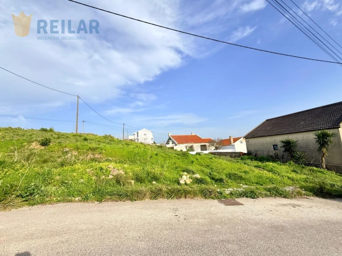 Terreno para Venda em Vialonga Foto 1