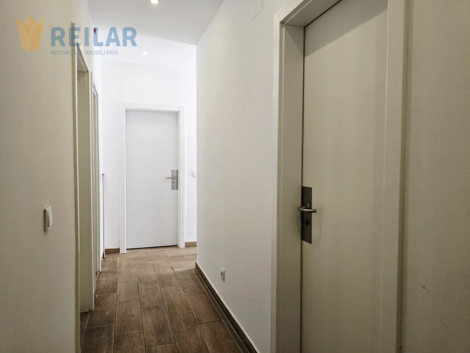 Prédio para Venda em Santa Maria e São Miguel, São Martinho, São Pedro Penaferrim Foto 20