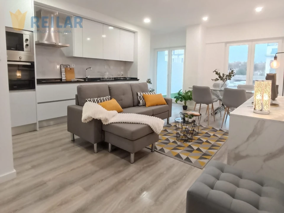 Apartamento T3 para Venda em Benfica Foto 4