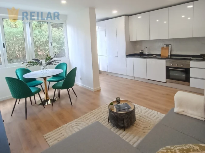 Apartamento T3 para Venda em Benfica Foto 1