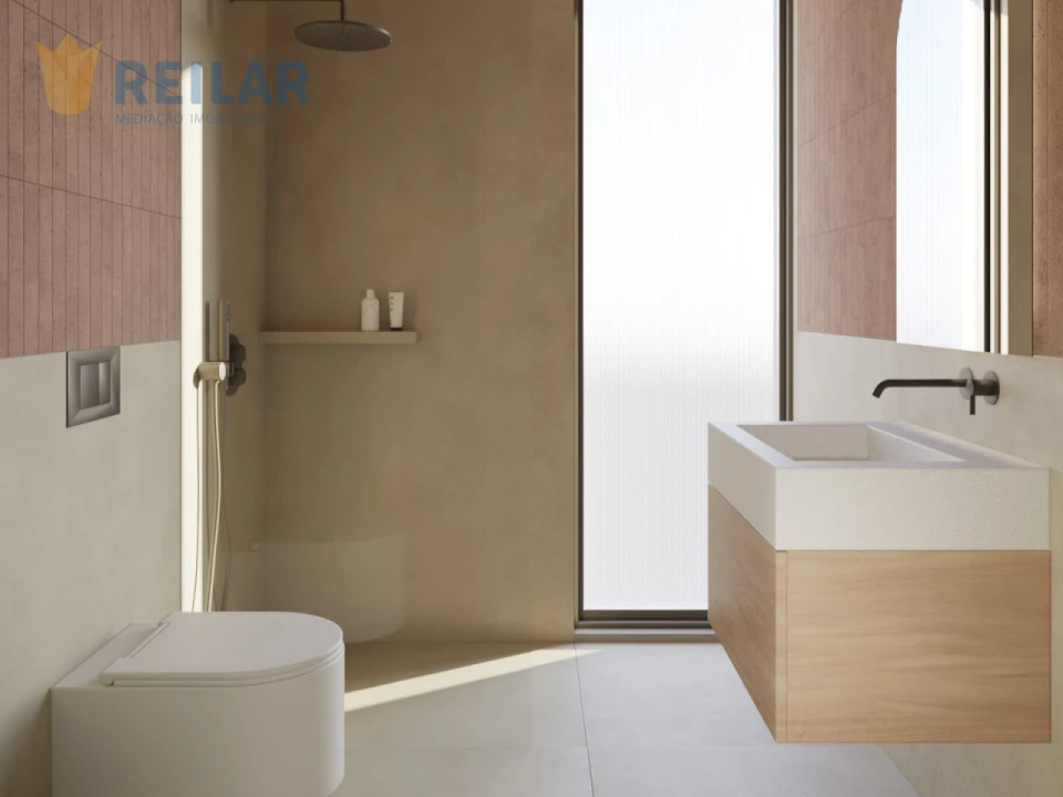 Moradia T5 para Venda em Vialonga Foto 8