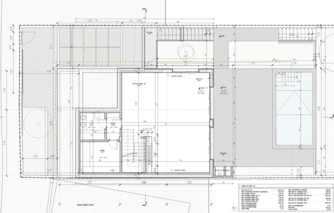 Moradia T5 para Venda em Vialonga Planta 3